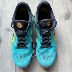 Mizuno wave sky 7 men’s size 12